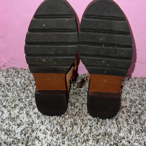 Tommy Hilfiger Boots - Picture 13 of 14